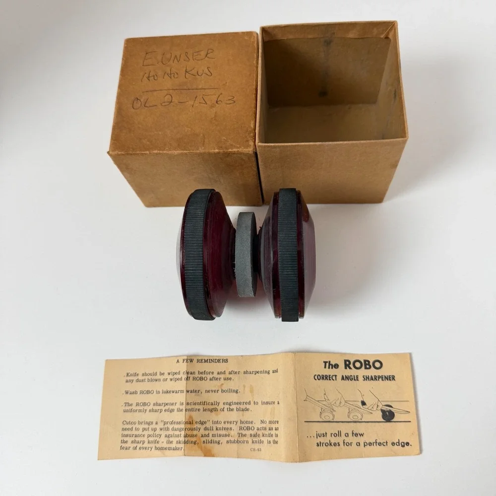 Vintage Robo‎ Knife Sharpener Red Lucite 1950s U.S. Patent 2,469,797 with Box